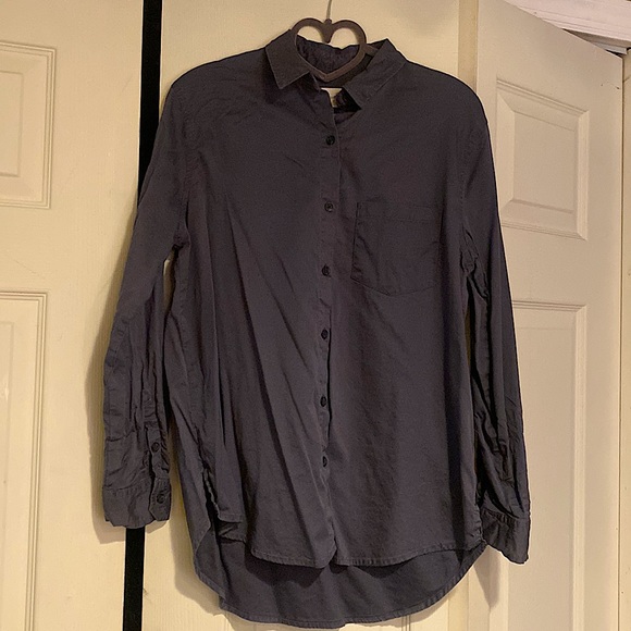 Universal Thread Grey Blue Button Up top - Picture 1 of 4